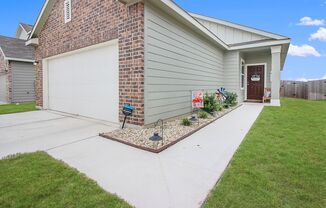 3 beds, 2 baths, $1,700