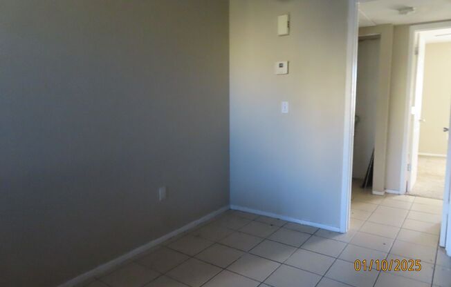 1 bed, 1 bath, $999, Unit # 333