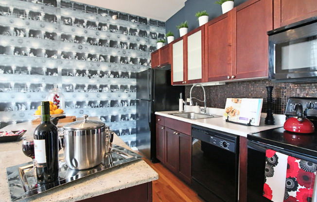 349 S DEARBORN