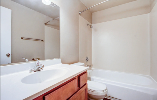 1 bed, 1 bath, 750 sqft, $1,515, Unit C303