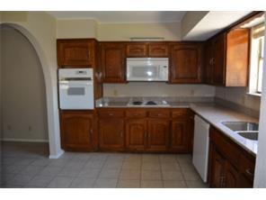 3 beds, 2 baths, $1,850