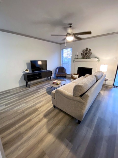 Renovated Livingroom at Trailpoint at the Woodlands