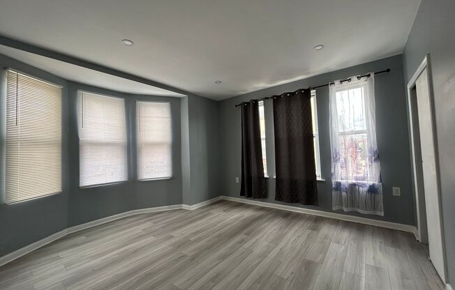 1632 W Passyunk Ave
