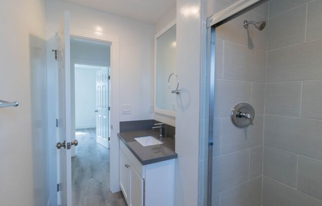 2 beds, 1 bath, 650 sqft, $2,500, Unit 801