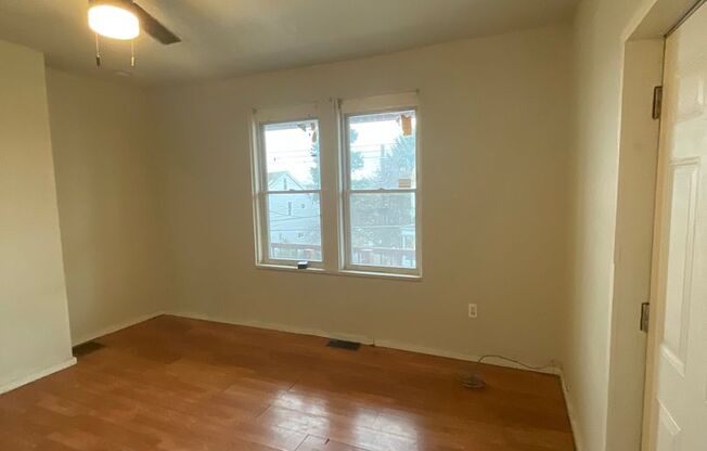 1 bed, 1 bath, $800, Unit Unit 1