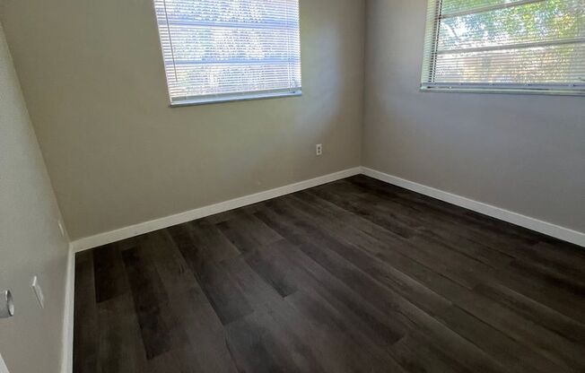 $1,350 ** Annual Lease ** 2 Bedroom / 1 Bath * Single Family ** Port Charlotte