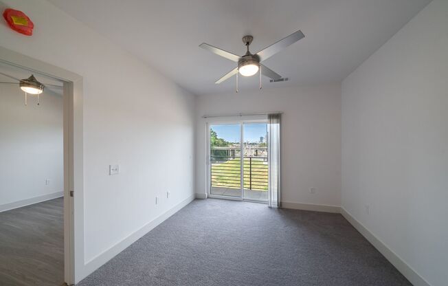 1 bed, 1 bath, 685 sqft, $1,395, Unit 205