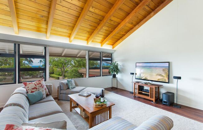 5bd/3ba Private Island Retreat Home w/ A/C & Ocean Views. Hale Poola