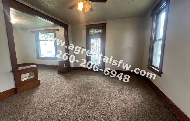 3 beds, 1 bath, $975