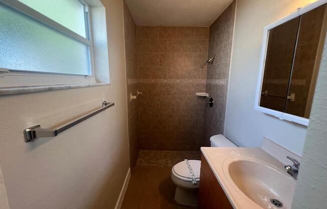 11360 NW 37 PL