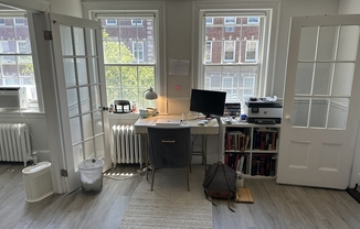 1 bed, 1 bath, 913 sqft, $3,200, Unit 32