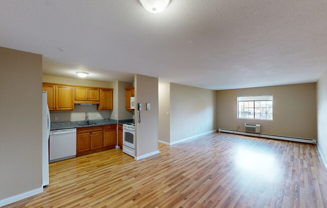 474 Broadway Ave