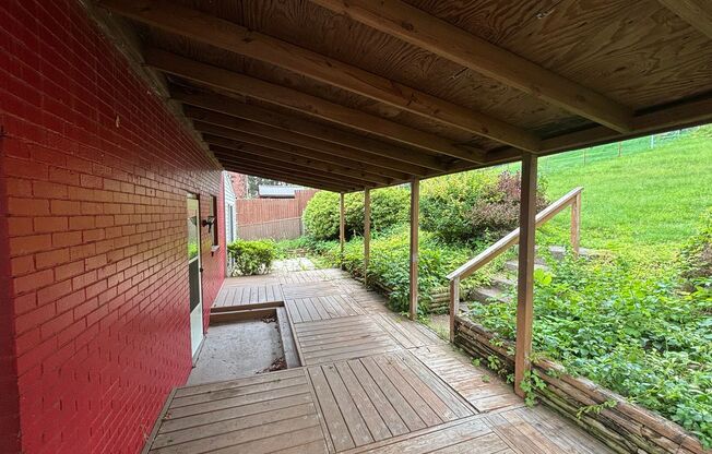 Tired of being a renter and want to own your own home? This is a Lease with Option to Purchase deal (this is NOT a traditional rental).
