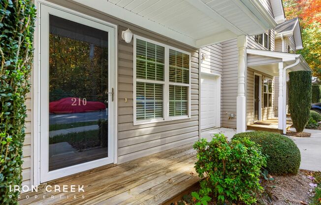 Cozy Three-Bedroom Townhome in South Asheville