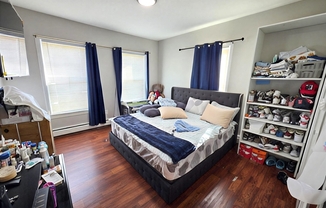 3 NICHOLS ST