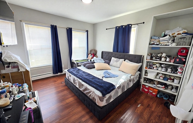 3 NICHOLS ST