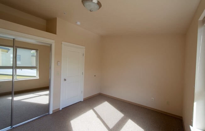 4 beds, 2.5 baths, 1,502 sqft, $3,380, Unit 04