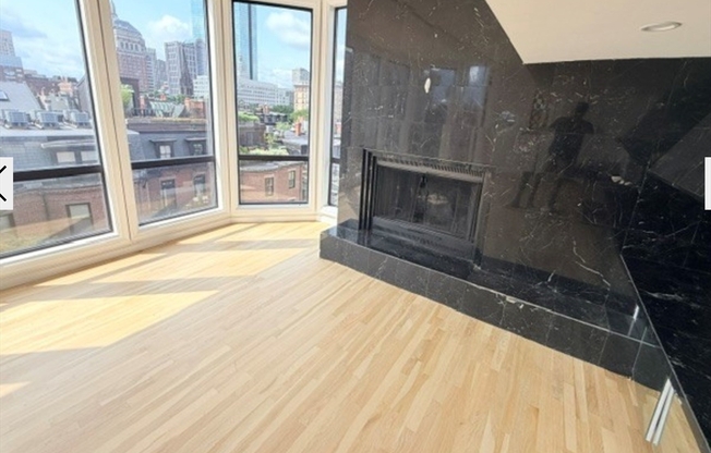 2 beds, 3 baths, $6,300, Unit PHR