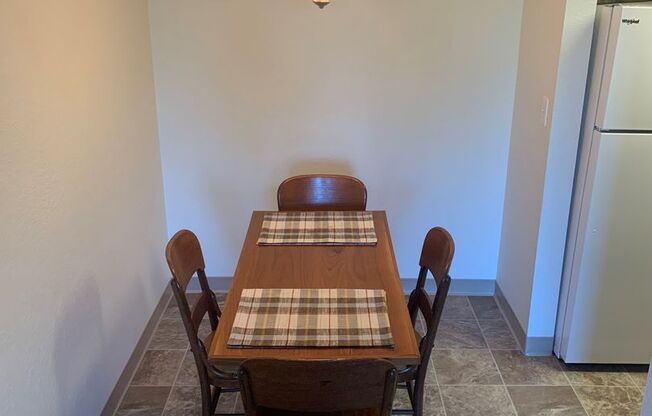 1 bed, 1 bath, 665 sqft, $1,145, Unit 110