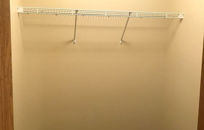 3 beds, 2 baths, 1,232 sqft, $1,375, Unit 615-113