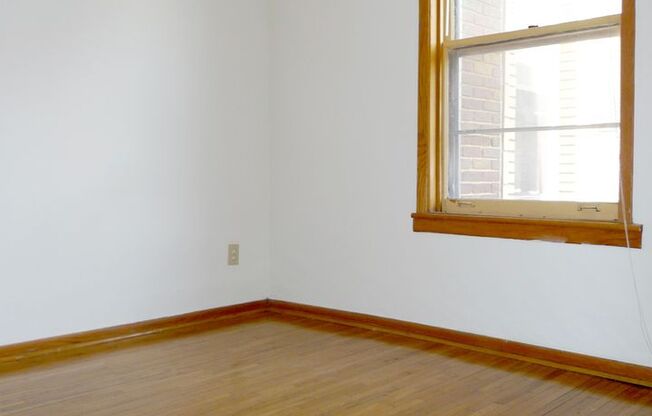 2 beds, 2 baths, 950 sqft, $1,415, Unit 10 - 210