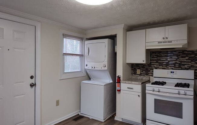 Move-in Ready duplex unit is located in The Rockwell Park Community!