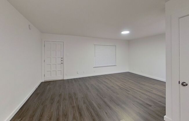 1 bed, 1 bath, 700 sqft, $1,295, Unit LAW7-108