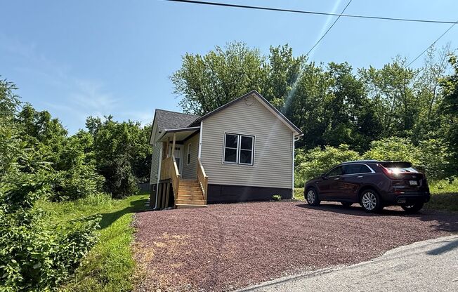 Hughestown Brand new remodel single  Family Home, Large Yard perfect for furry friend!