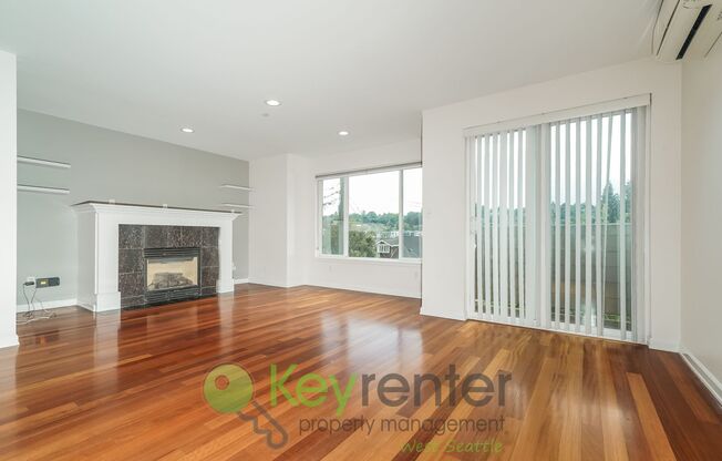 Stunning 3 Bed, 3.5 Bath Seattle Home with En Suites, Solar, and A/C