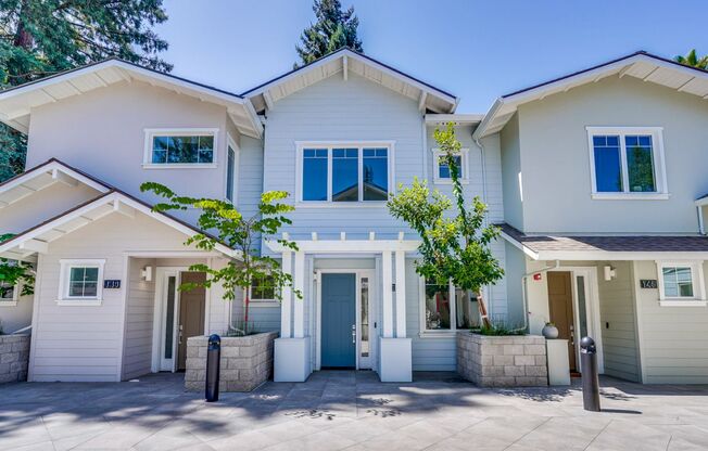 Brand New 2 Story, 3 Bed, 3 Bath Townhome Located in the Heart of Mountain View!