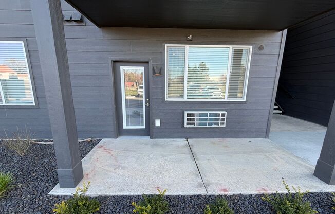 2 beds, 1 bath, 988 sqft, $1,545, Unit 101B