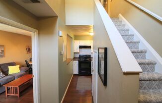 4 beds, 2 baths, $525