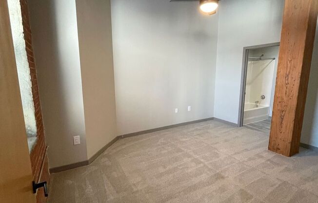 1 bed, 1 bath, 780 sqft, $1,440, Unit 201