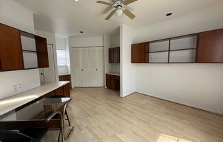 Studio, 1 bath, 432 sqft, $895, Unit 120