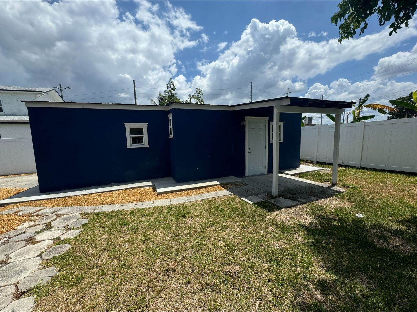 2017 Oceanview Place