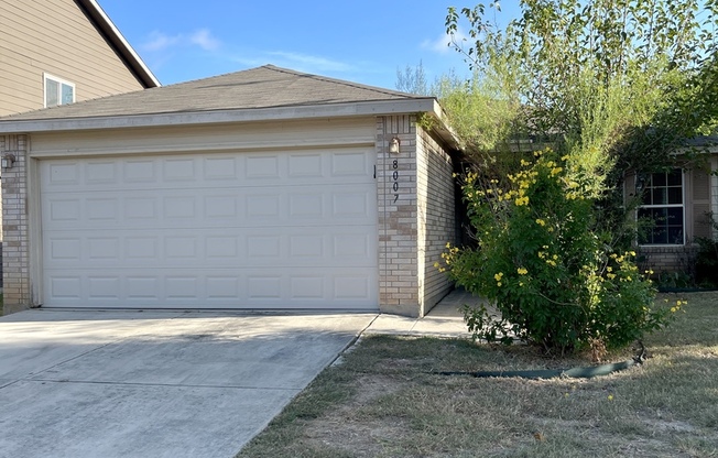 8007 Misty Bluff