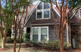 19 SPINNAKER LN