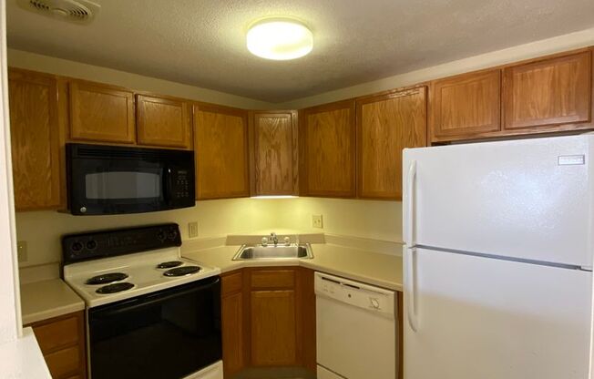 1 bed, 1 bath, 477 sqft, $640, Unit 113