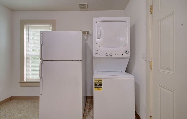 Studio, 1 bath, 500 sqft, $1,195, Unit 1
