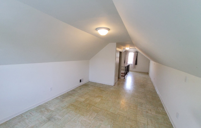1100 COLUMBIA PL