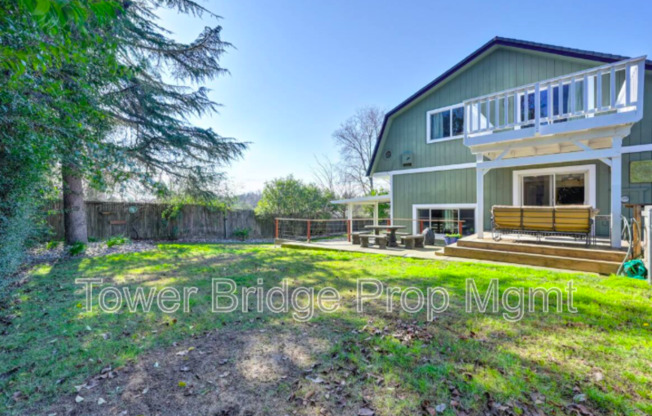 5823 FILBERT AVE