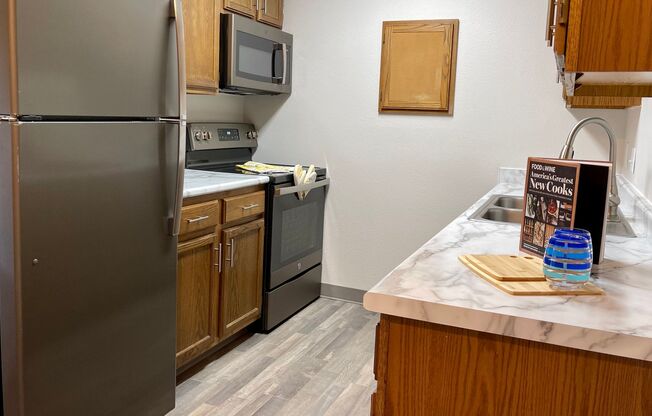 1 bed, 1 bath, 769 sqft, $1,105, Unit WIL-098