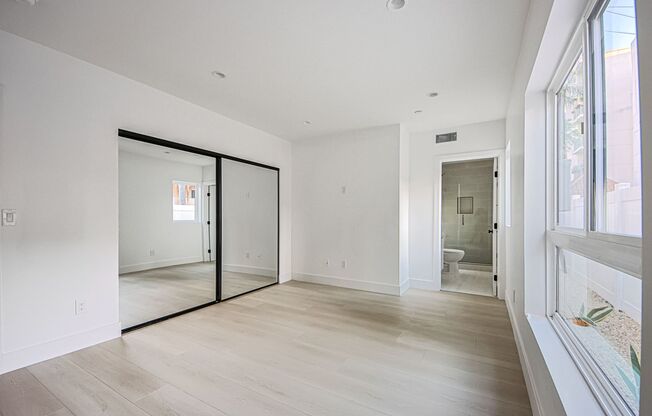 3 beds, 3.5 baths, 1,652 sqft, $4,550, Unit 1223 1/2 June St