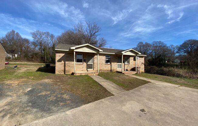 2/1 Duplex inside city of Shelby, nc