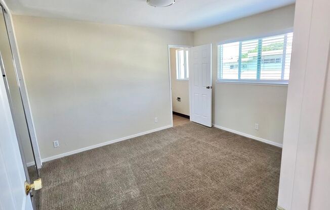 Sunny Terra Linda 2bed/1.5bath, Parking! Storage! Pool! - PROGRESSIVE
