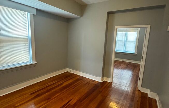 1 bed, 1 bath, $900