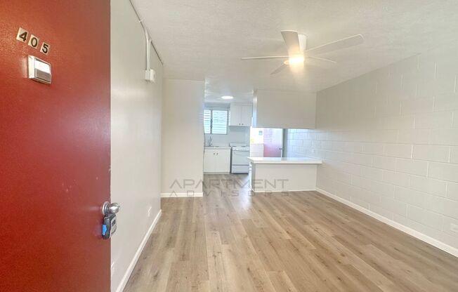 2 beds, 1 bath, $1,795, Unit #405