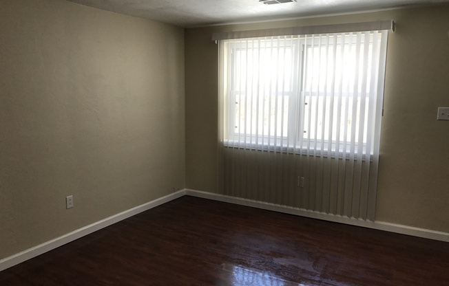 Stonecrest Town Homes And Apartments