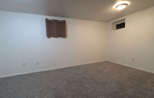 1 bed, 1 bath, $1,350, Unit UNIT B