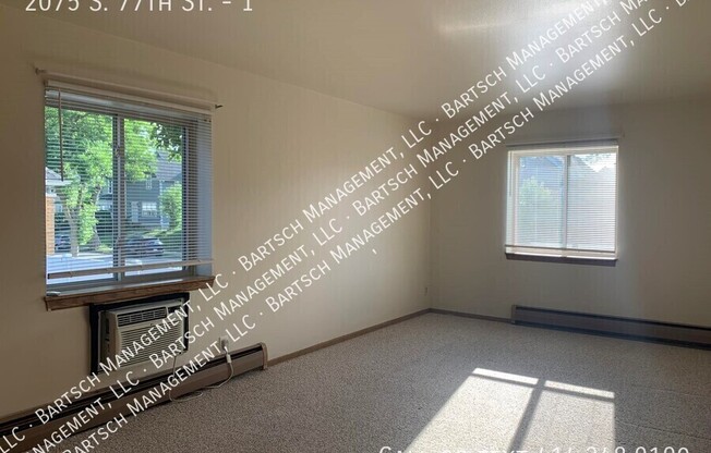 2075 S 77 ST